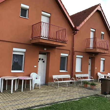 Guest house Baratsag Haz