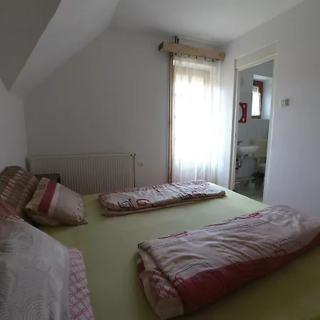 Guest house Baratsag Haz *