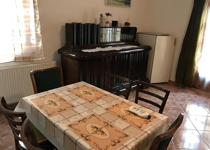 Baratsag Haz Pensiune